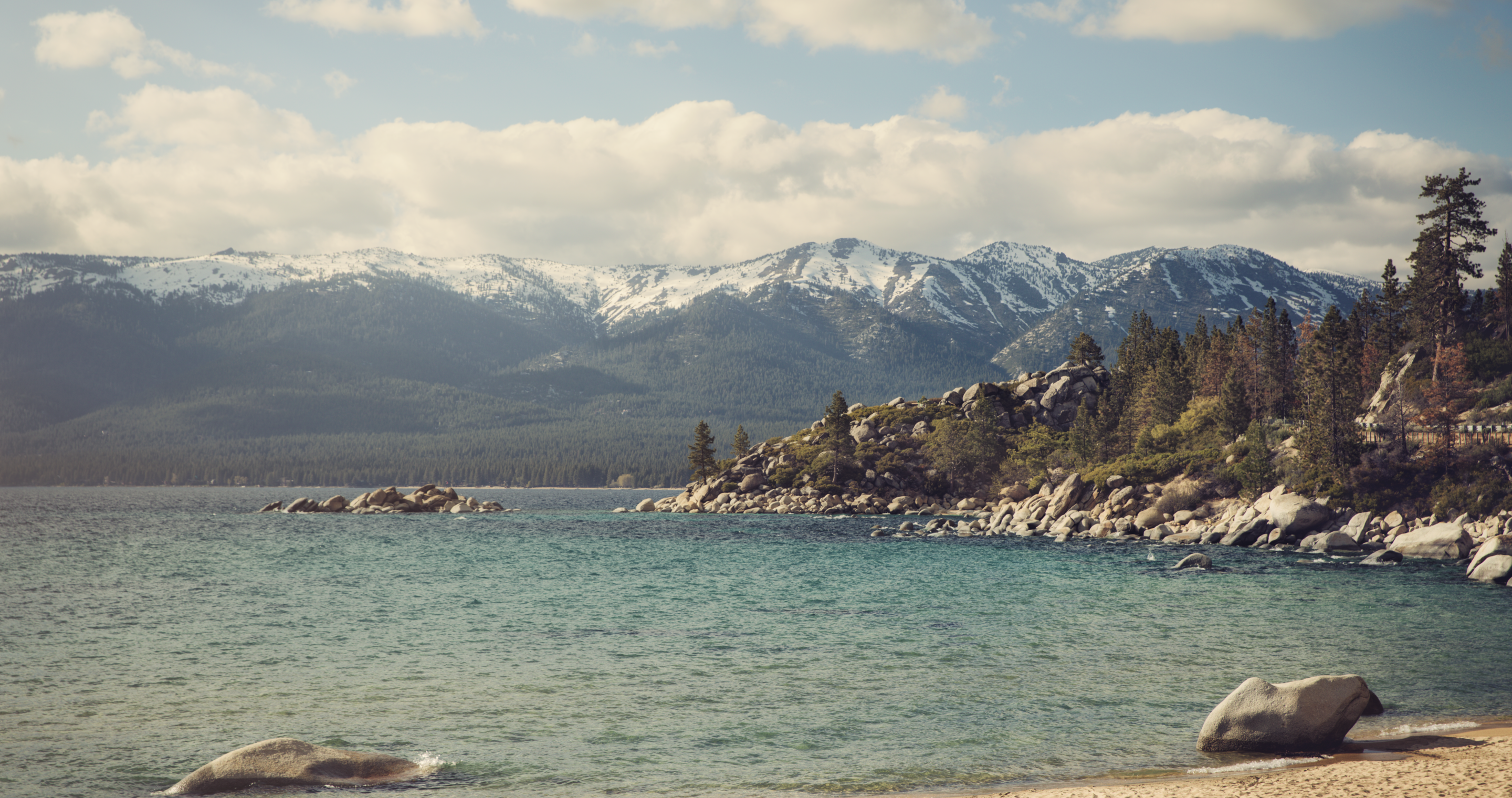 Dometic beach lake mountains